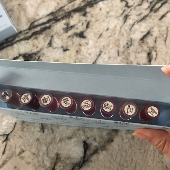 NWT Kylie ❄️LIMITED EDITION❄️ Holiday Mini - Picture 3 of 5